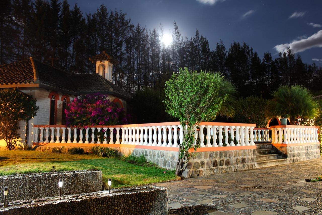 Hosteria San Carlos ตาบาเบลา ภายนอก รูปภาพ